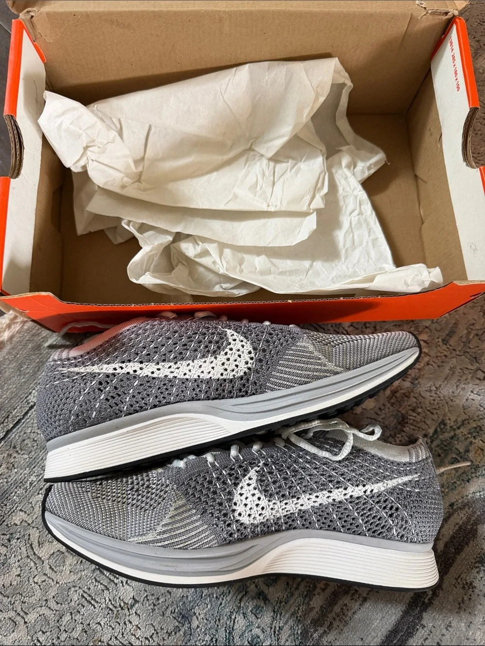 Nike Women's Flyknit Racer Running Shoes - Light Gray/White